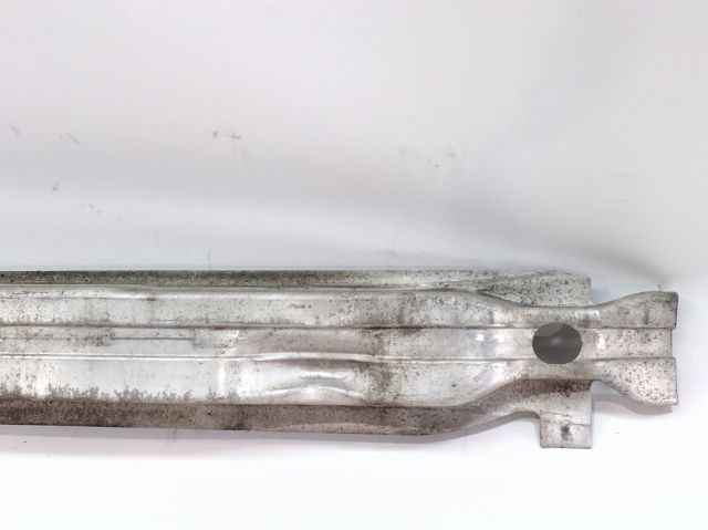 Reforçador do pára-choque dianteiro para Audi A6 4F2