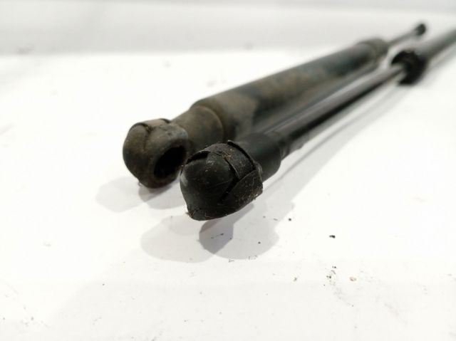 51237118370 BMW