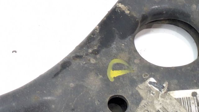Braço oscilante inferior direito de suspensão dianteira 54501A2600 HYUNDAI