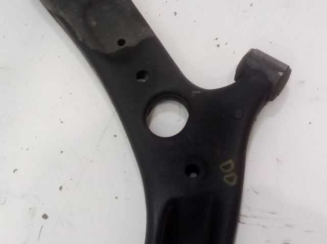 Braço oscilante inferior direito de suspensão dianteira 54501A6200 HYUNDAI
