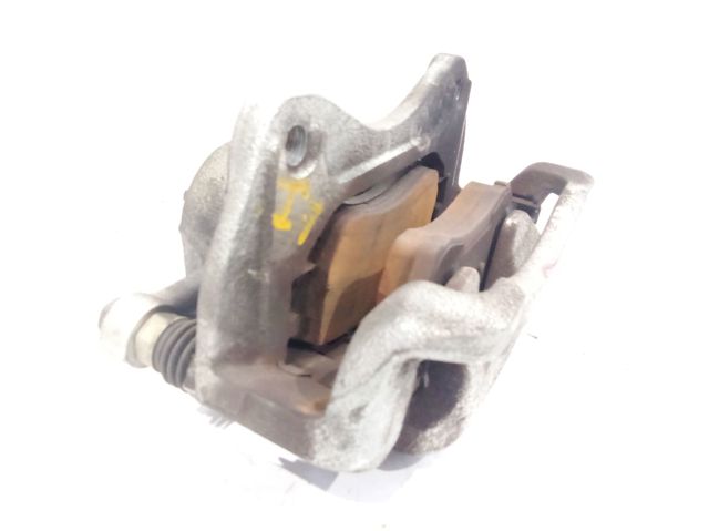 Suporte do freio dianteiro esquerdo 58180C8A00 HYUNDAI