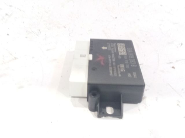 Unidade de dispositivos de segurança para Volkswagen Jetta BU3, BU4