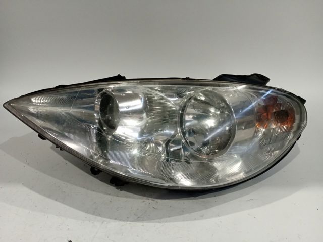 Luz esquerda 6208F1 PEUGEOT