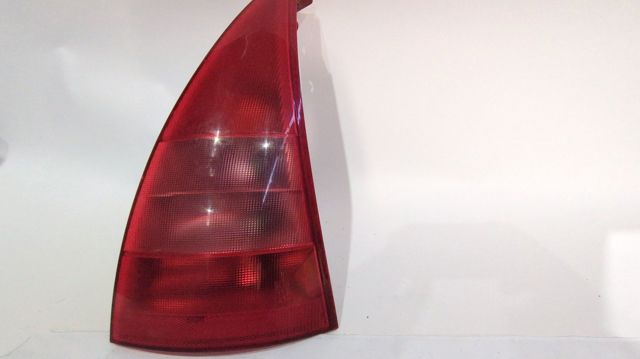 Lanterna traseira direita 6351Q3 PEUGEOT