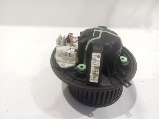 64119227670 BMW