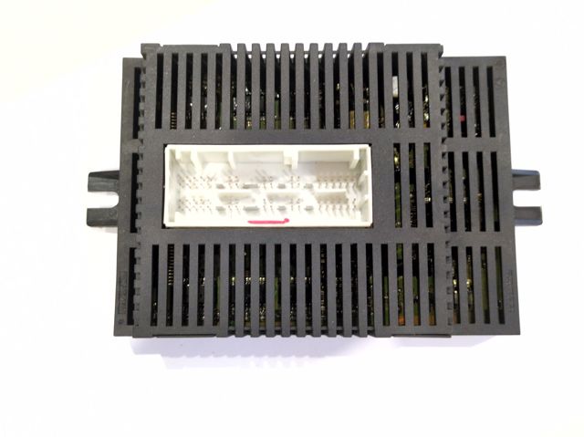6941590 BMW