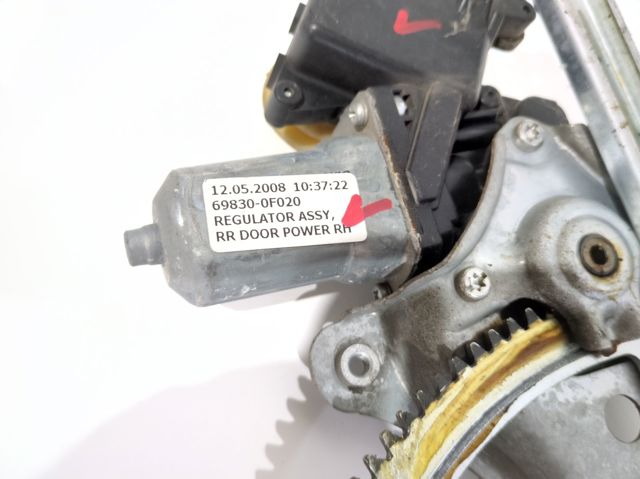 698300F020 Toyota