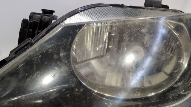 Luz esquerda 6J1941021C VAG