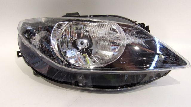 Luz direita 6J1941022C VAG