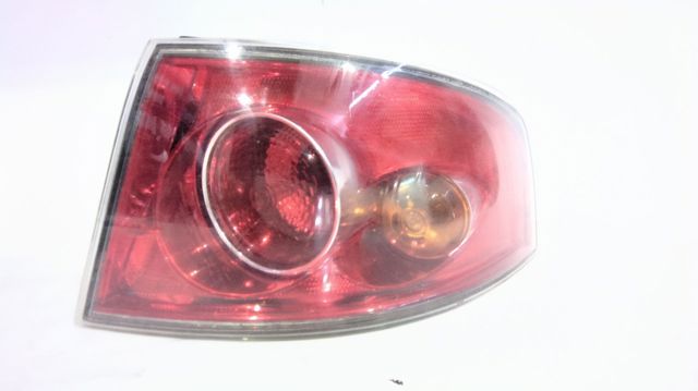 Lanterna traseira direita externa 6L6945096 VAG