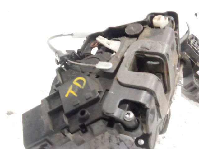 Fecho da porta traseira direita 6M2AR26412BD FORD