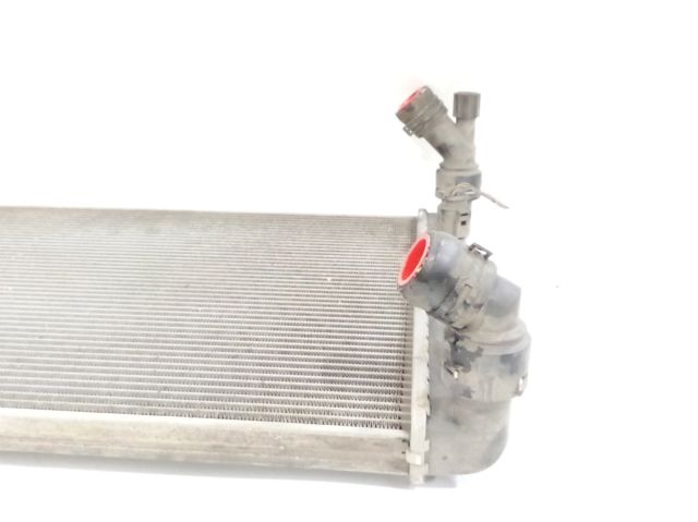 Radiador de esfriamento de motor 6Q0121253R VAG