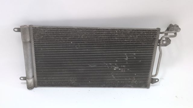 Radiador de esfriamento de motor 6R0121253A VAG