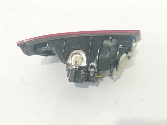 Lanterna traseira direita interna 7371112 BMW