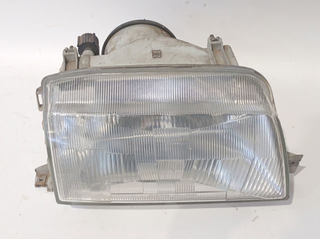 Luz direita 7701042948 RENAULT