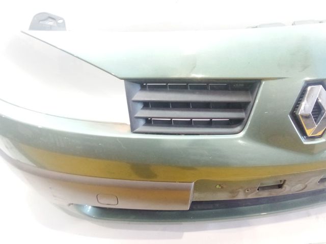 Pára-choque dianteiro 7701474484 RENAULT
