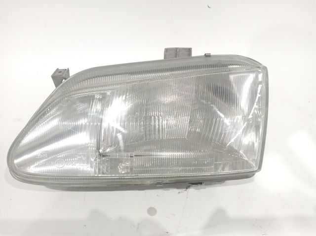 Luz esquerda 7701672734 RENAULT