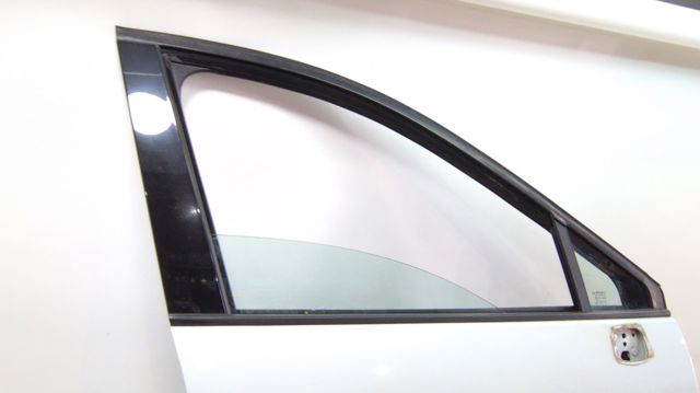Porta dianteira direita 801008930R RENAULT