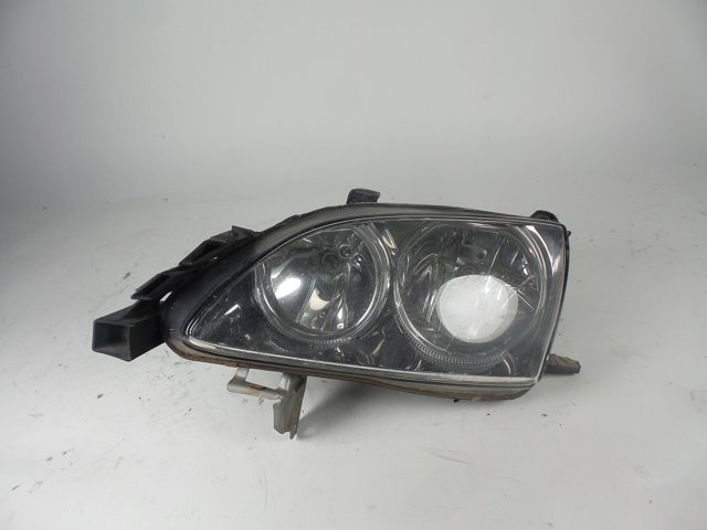 Luz esquerda 8117005100 TOYOTA