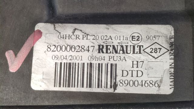Luz direita 8200002847 RENAULT