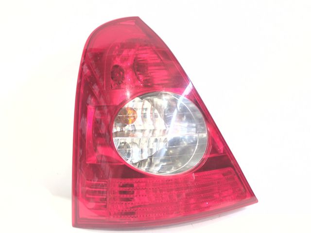 Lanterna traseira esquerda 8200071413 RENAULT