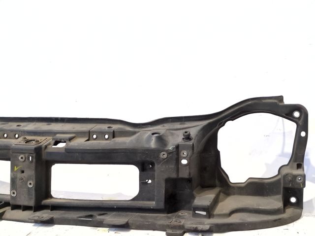 Suporte do radiador montado (painel de montagem de fixação das luzes) 8200521859 RENAULT