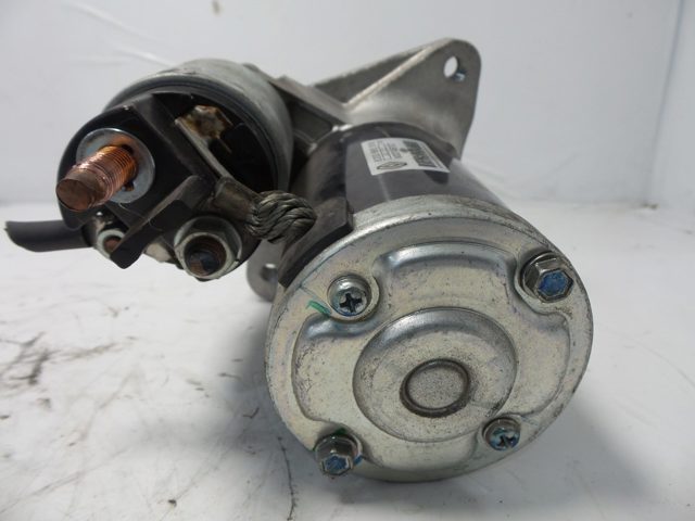 Motor de arranco 8200665518 RENAULT