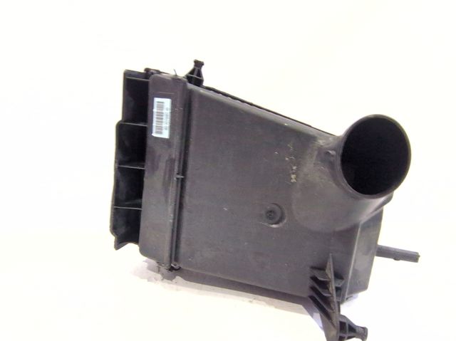 Filtro de ar 8200788196 RENAULT