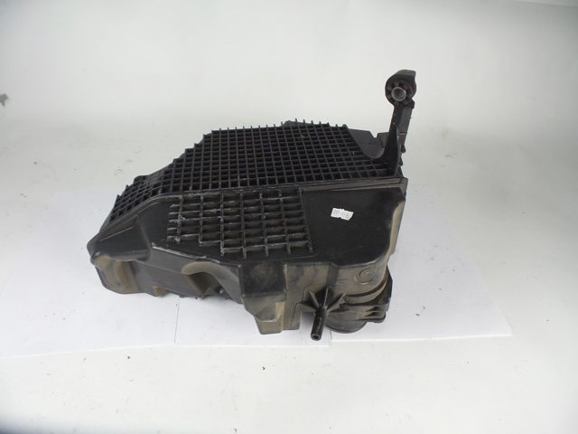 Caixa de filtro de ar 8201173592 RENAULT