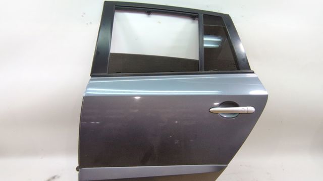 Porta traseira esquerda 821010028R RENAULT