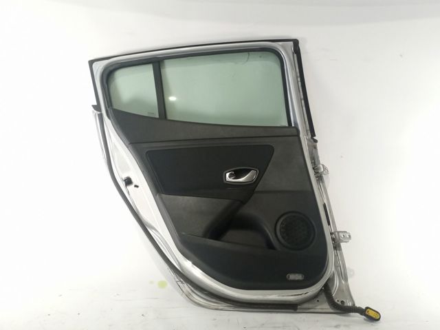 Porta traseira esquerda 821018543R RENAULT