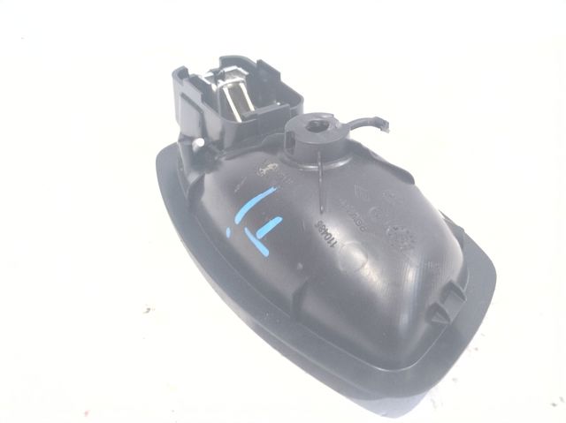 826730001R Renault (RVI)