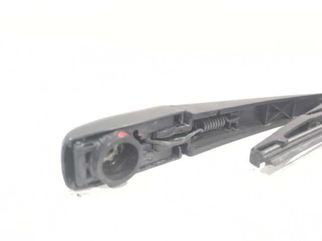Braço de limpa-pára-brisas de vidro traseiro 8524142090 TOYOTA