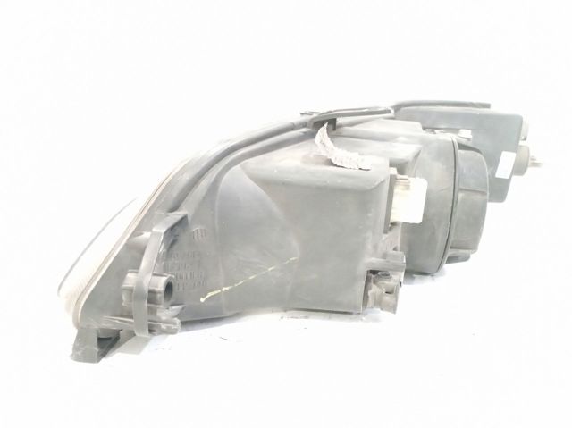 Luz direita 88203989D PEUGEOT