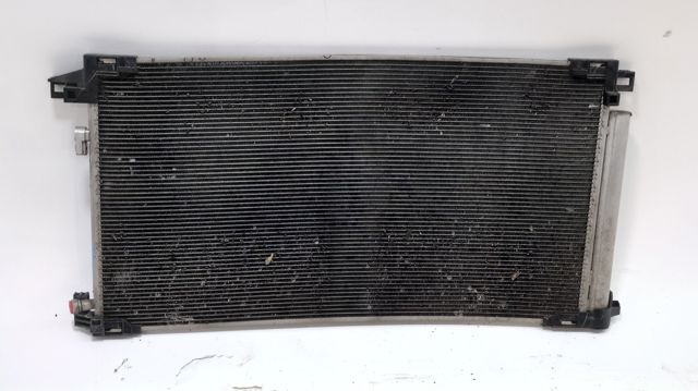 Radiador de aparelho de ar condicionado Toyota Corolla E21 ao melhor preço