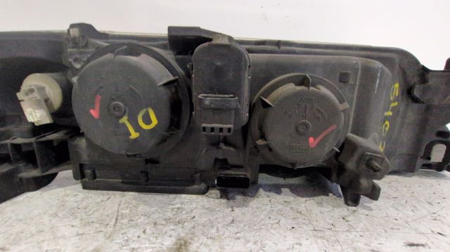 Luz esquerda 89004687 RENAULT