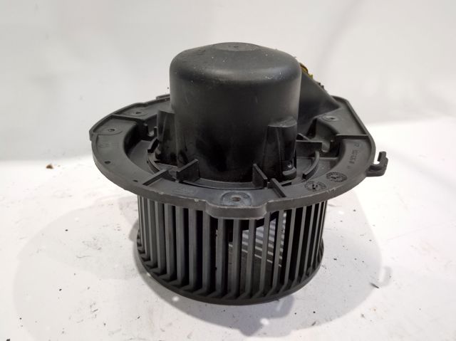 Motor de ventilador de forno (de aquecedor de salão) 8A1820021 VAG
