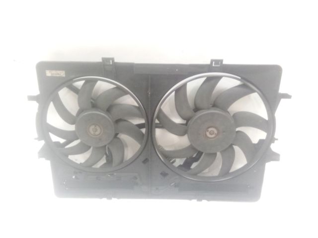 Difusor do radiador de esfriamento 8K0121003M VAG