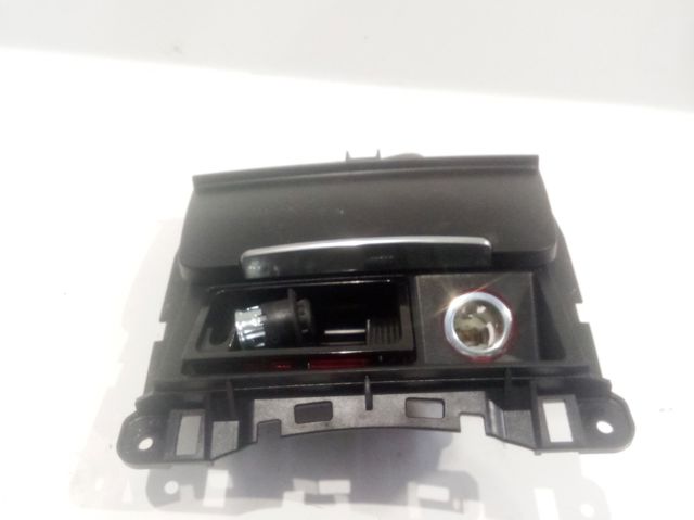 8K0857951 VAG