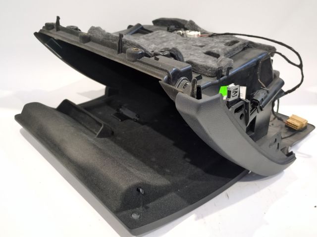 Caixa para porta-luvas (porta-luvas) 8K1857035 VAG