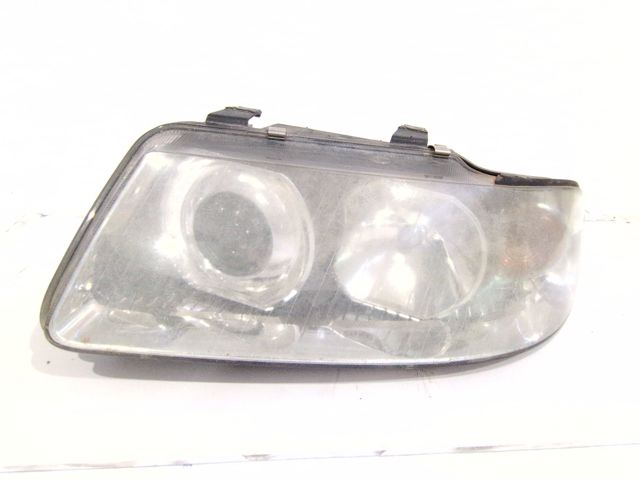 Luz esquerda 8L0941003AF VAG