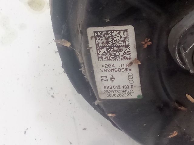 Reforçador dos freios a vácuo 8R0612103D VAG