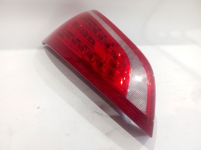 Lanterna traseira esquerda 8R0945093A VAG