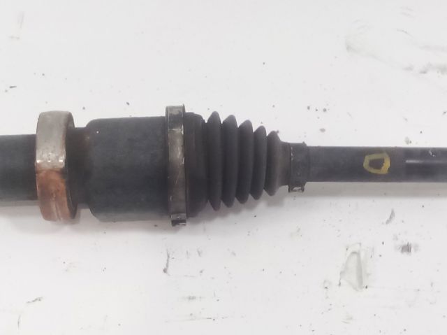 Semieixo (acionador) dianteiro direito 8V513B436AAF FORD