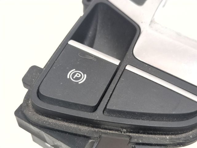 8W1713111C VAG