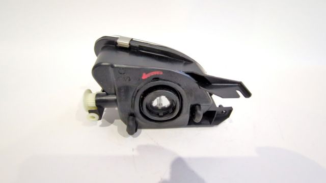 Luzes de nevoeiro esquerdas 9068200856 MERCEDES