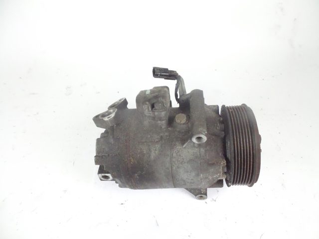 Compressor de aparelho de ar condicionado 92600BR70A NISSAN