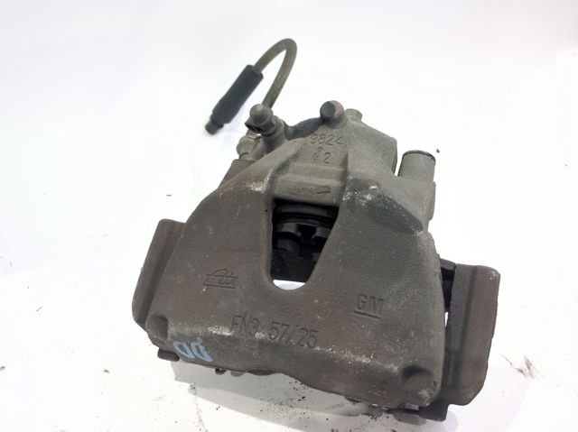 Suporte do freio dianteiro direito 93176427 OPEL