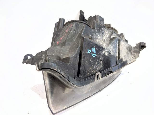 Luz direita 93190070 OPEL