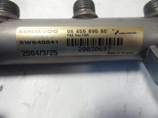 Distribuidor de combustível (rampa) 9645689580 PEUGEOT